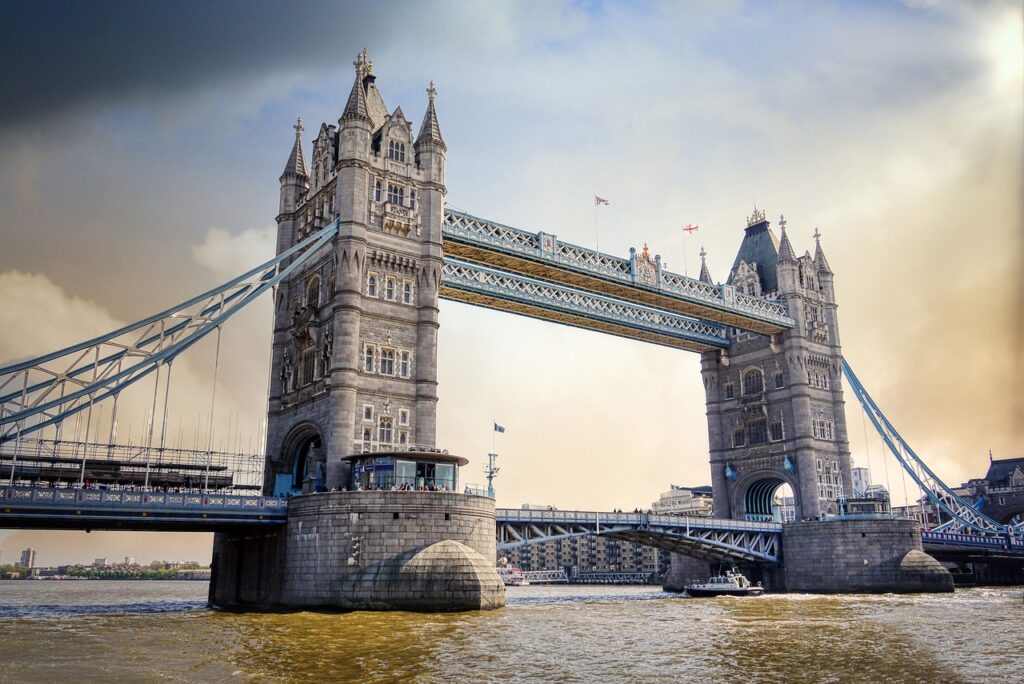 Londýn, Tower Bridge